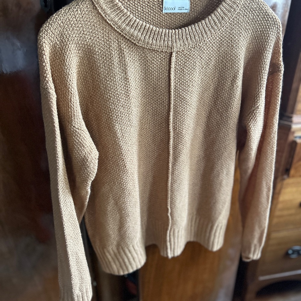 BE COOL Women's Tan Crew Neck Sweater